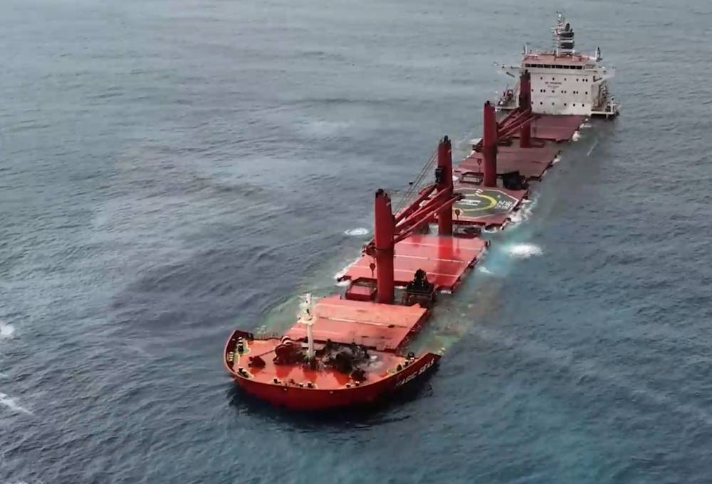 "Magic Seas" adlı gemiye yapılan saldırı ve batış görüntüleri 17