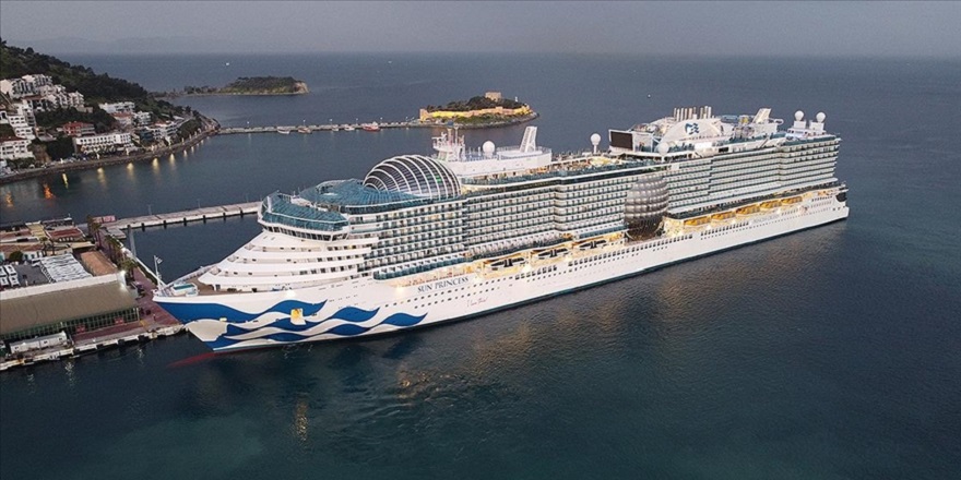 "Sun Princess" Kuşadası'nda