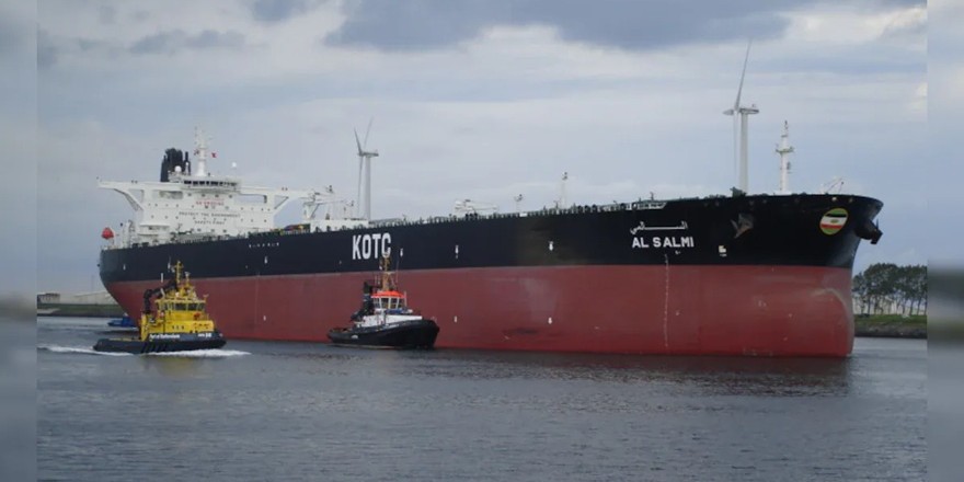 Dubai Açıklarında Petrol Tankerine Saldırı: Yangın Çıktı