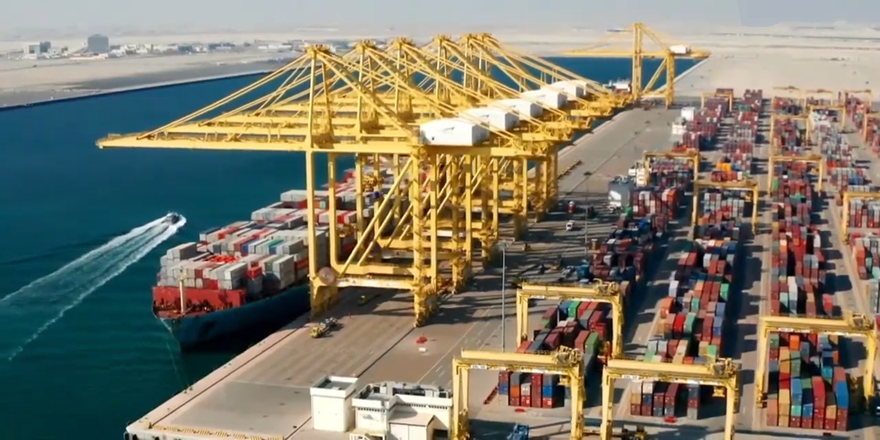 Katar Deniz Trafiğini Yeniden Açıyor