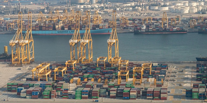 İran: Limanlarımız Tehdit Edilirse Bölgedeki Hiçbir Liman Güvende Olmaz