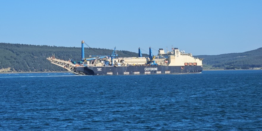 Boğaz’da dev geçiş! Gemi Trafiği Tek Yönlü Oldu 