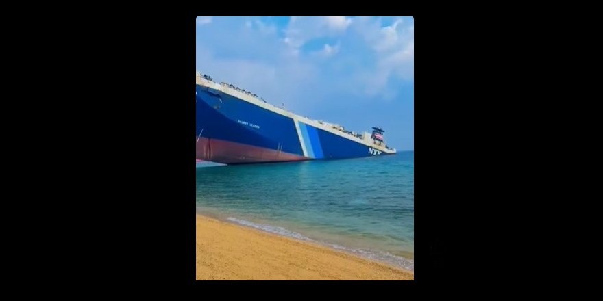 MV Galaxy Leader Kısmen Battı