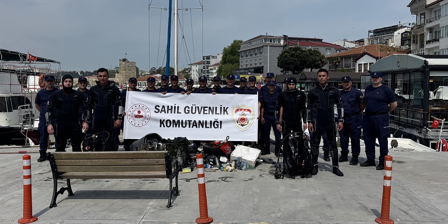 Deniz Dibindeki Kirlilik Gözler Önüne Serildi