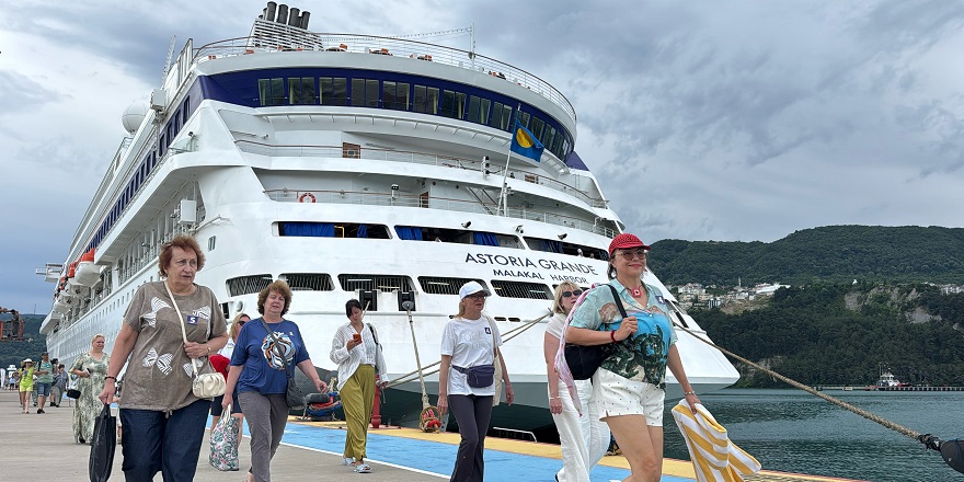 Astoria Grande ile Amasra'ya Yeni Turist Akını