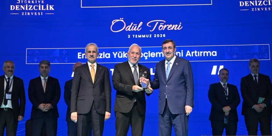 Tosyalı İskenderun Limanı "5. Türkiye Denizcilik Zirvesi"nde Ödül Aldı
