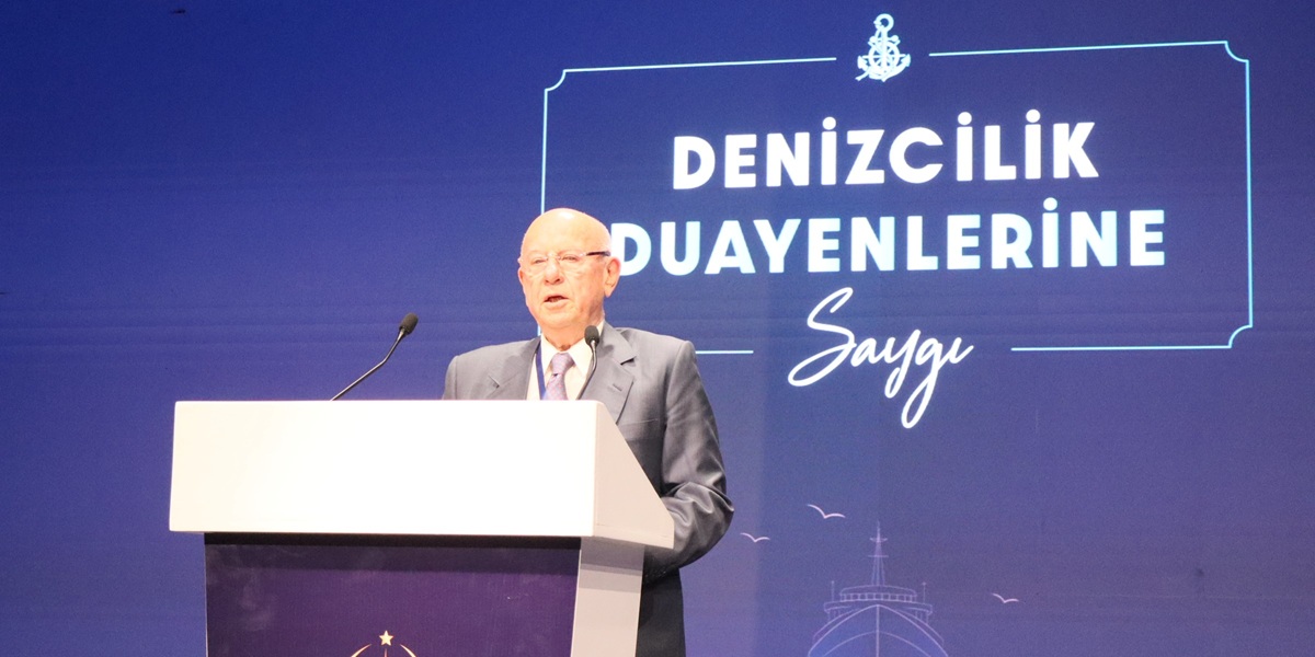 "Türk armatörleri ihracatın en önemli destekçilerinden biri"