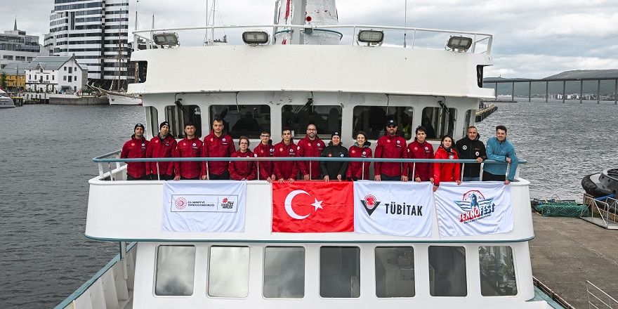 Türk Bilim Heyeti Arktik'te Araştırmalara Başladı