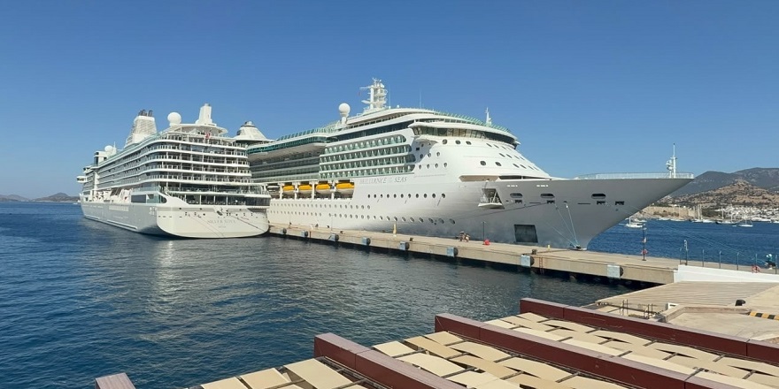 Silver Nova ve Brilliance Of The Seas Bodrum'da