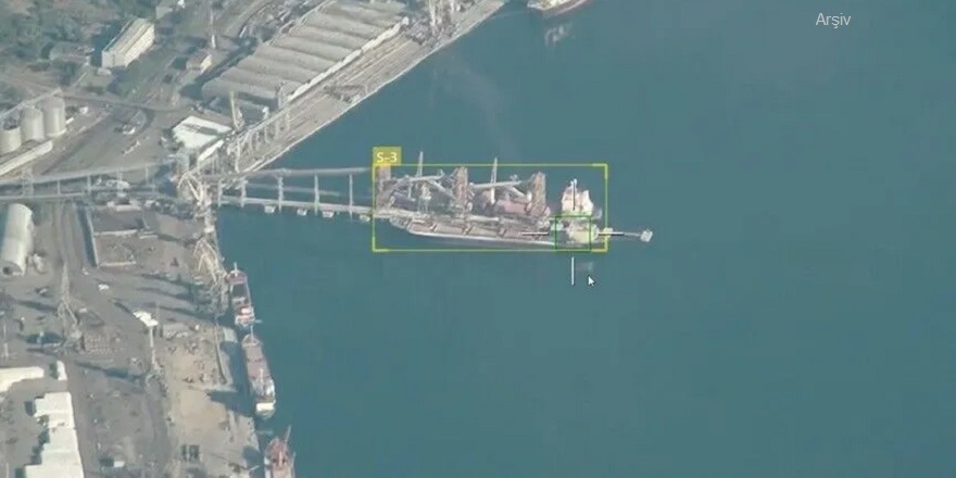 Odessa Limanı Hedefte: Rusya Askeri Yüklü Geminin Vurulduğunu Açıkladı