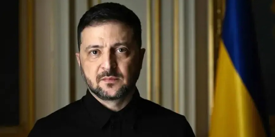 Zelenskiy Duyurdu: Rusya'da Petrol Rafinerisi ve Lojistik Merkezleri Vuruldu