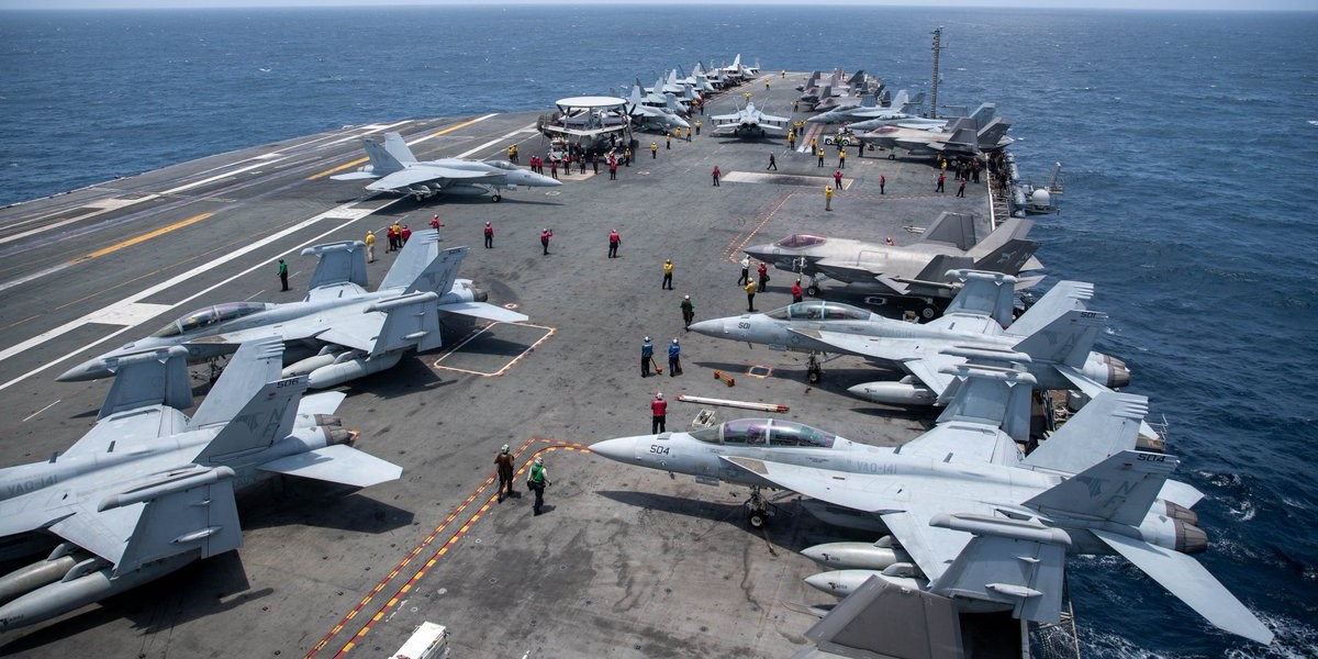 USS George Washington Orta Doğu’ya Ulaştı