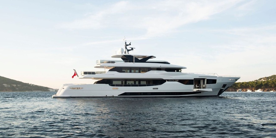 Orion Yachts İlk Süperyatını Teslim Etti