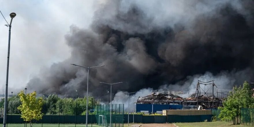 Rusya, Ukrayna'nın Sanayi ve Lojistik Tesislerine Saldırıları Sürdürüyor
