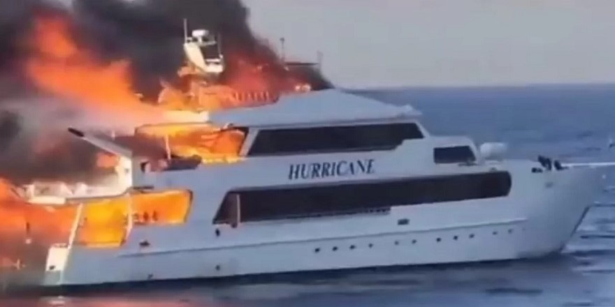 Kızıldeniz'de Tekne Yangını: Üç İngiliz Turist Kayboldu
