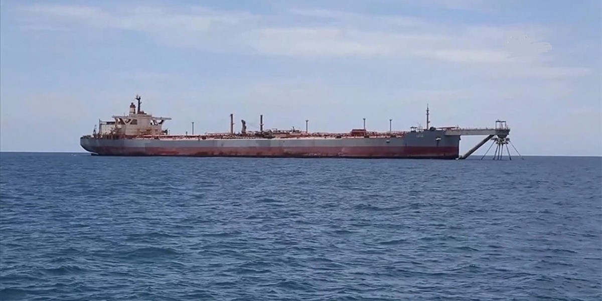 "Safir" petrol tankerini kurtarma çalışmalarında ilk aşama tamamlandı