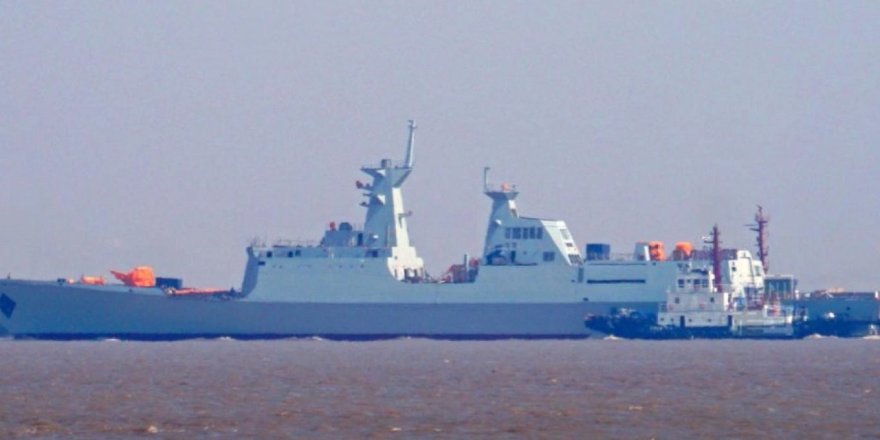 Filipinler, Güney Çin Denizi'ndeki savaş gemisine dair Çin'in iddialarını reddetti