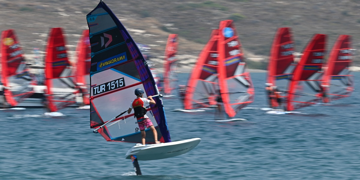 Türkiye Windsurf Şampiyonası, Alaçatı'da başladı