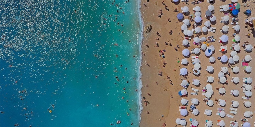 Antalya'ya gelen turist sayısı 14,5 milyonu geçti