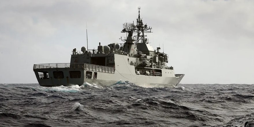 Sonar kullanımı nedeniyle Avustralya donanmasından 2 dalgıç yaralandı