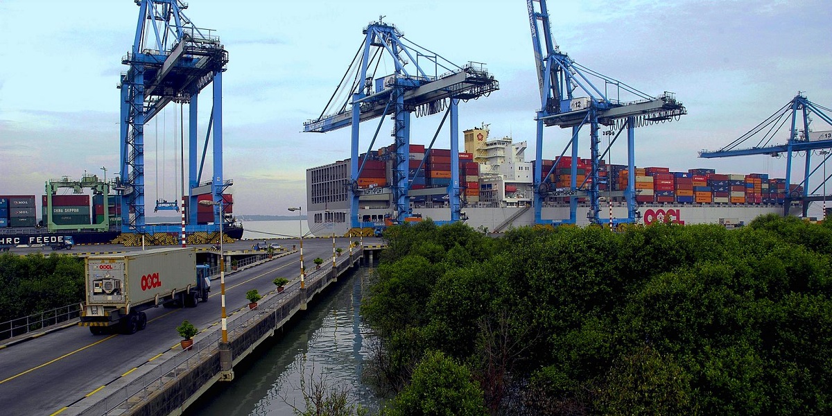 Malezya, İsrail bağlantılı gemilerin limanlarına yanaşmasını yasakladı