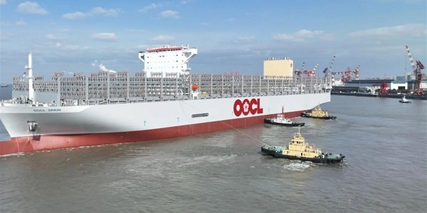Çin'in yapay zekalı konteyner gemisi deneme seferine çıktı
