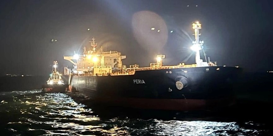 İstanbul Boğazı, tanker gemisinin kurtarılması sonucu açıldı