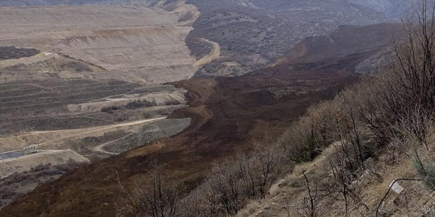 Erzincan'da toprak kayması meydana geldi
