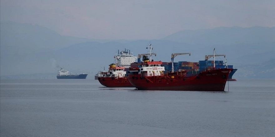 Rusya, Türkiye'nin Karadeniz'deki ticari gemilerin emniyetine yönelik girişimini değerlendiriyor