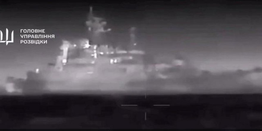 Ukrayna, SİHA kullanarak bir Rus savaş gemisini daha batırdığını duyurdu