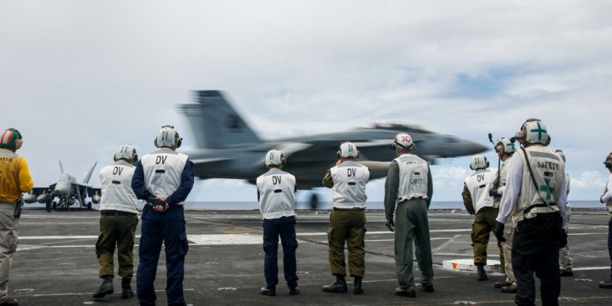 Japon Tersaneleri, Amerikan Donanma Gemilerini Onarmak İçin Hazırlanıyor
