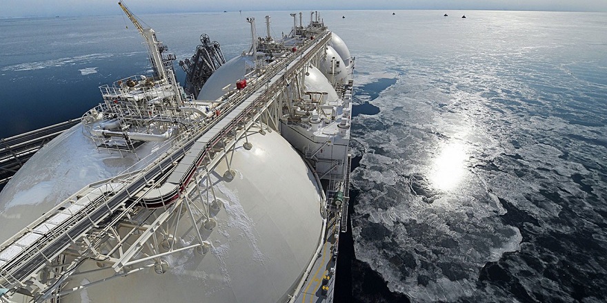 Katar, Çin ile 6 milyar dolarlık LNG gemi tedariki anlaşması imzaladı