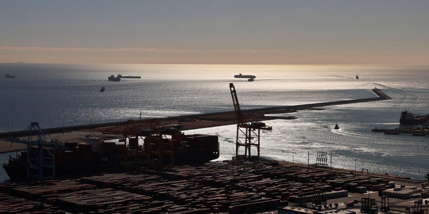 İspanya, İsrail'e silah taşıyan gemiyi limanlarına kabul etmedi