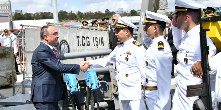 Tekirdağ Valisi Soytürk "TCG Işın" gemisini ziyaret etti