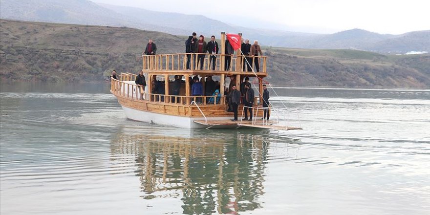 Siirt'te baraj havzasında yük ve yolcu tekneleri denetlendi