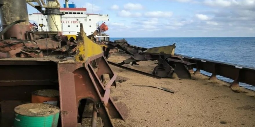 Karadeniz'de kargo gemisine füze saldırısı