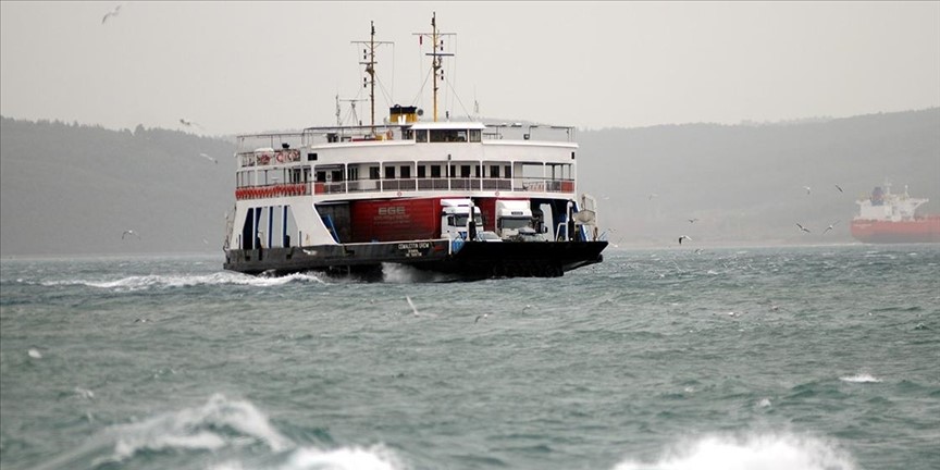 Çanakkale'de feribot seferleri tekrar başladı