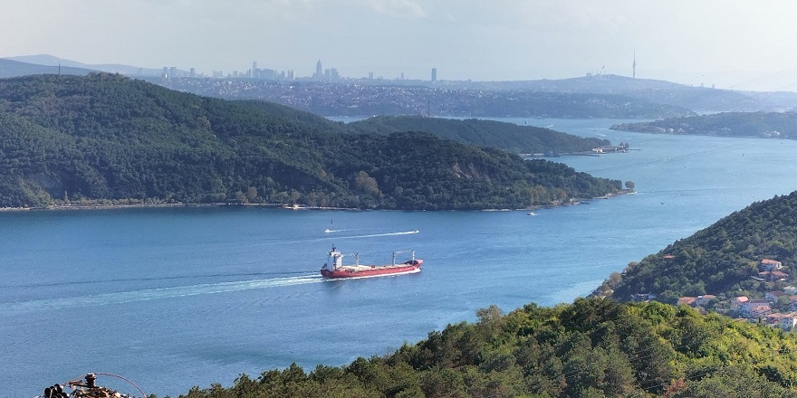 İstanbul Boğazı'ndan, saatte ortalama 5 gemi geçti