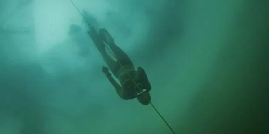 Çekyalı serbest dalışçı dünya rekoru kırdı