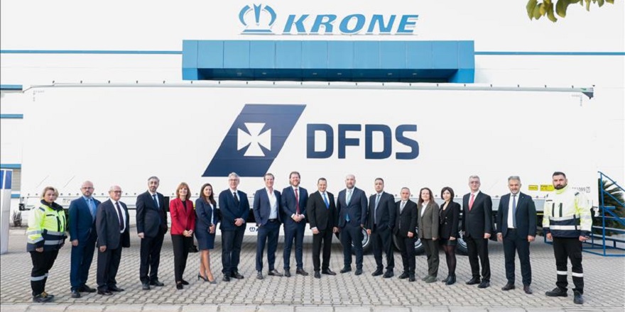 DFDS'den filosuna treyler yatırımı