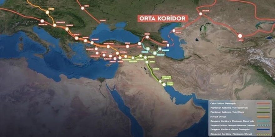 ANALİZ- 2025'te ticaret yolları: Koridor jeopolitiği ve yeni dinamikler