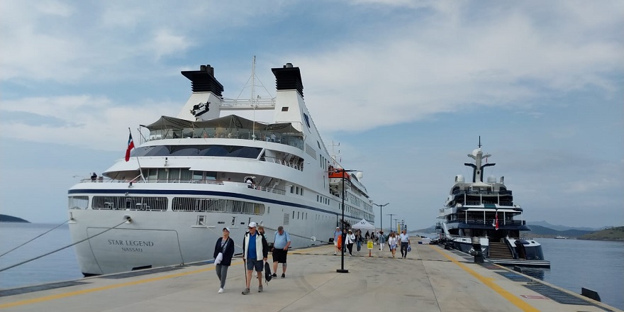 Bodrum'a "Star Legend" kruvaziyeriyle 286 yolcu geldi