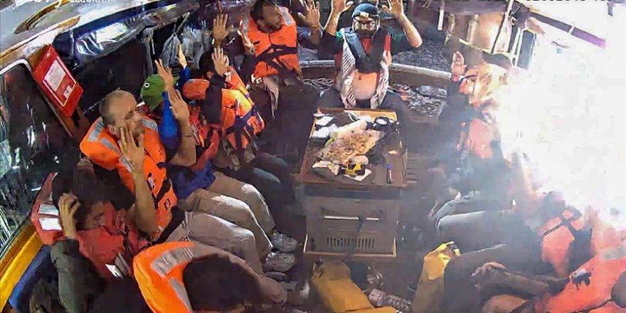 İsrail güçleri Madleen gemisine müdahale etti ve gönüllüleri kaçırdı