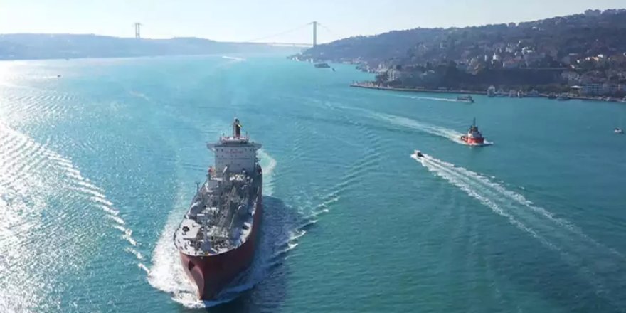 Boğazlardan uğraksız geçen gemilerden alınan ücret güncelleniyor