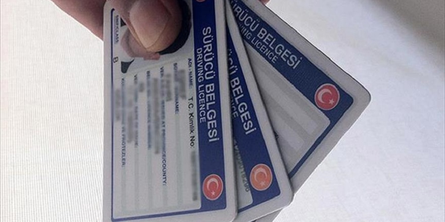 Eski tip ehliyetler 1 Ağustos'ta geçerliliğini yitirecek