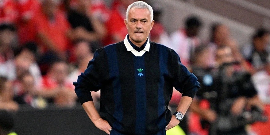 Mourinho gönderildi, Fenerbahçe hisseleri uçuşa geçti