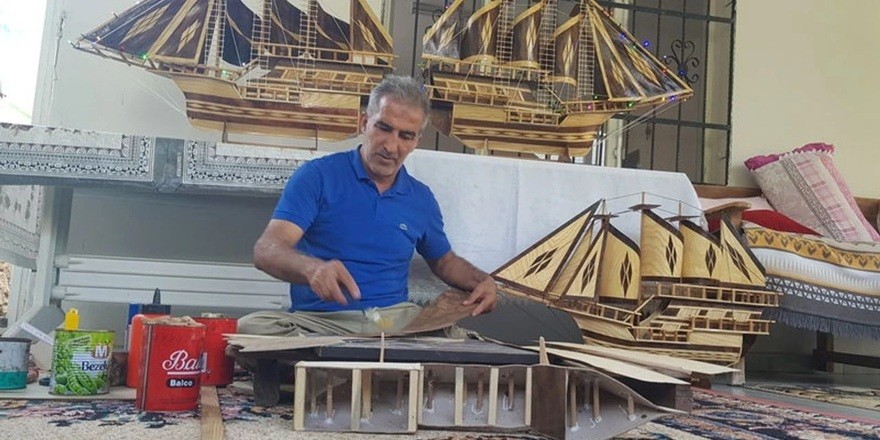 İsmail Hakkı Ünal, 30 yıldır ahşap gemi maketi yapıyor