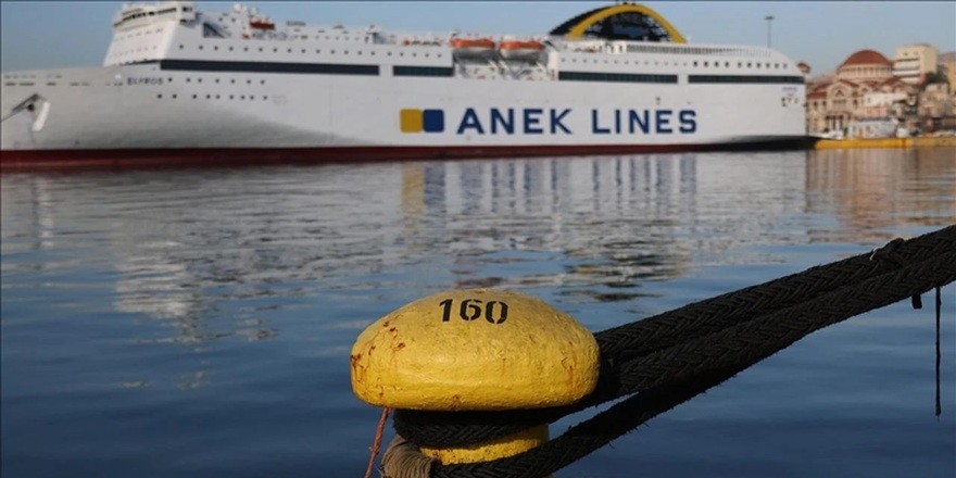 Yunanistan’da grev nedeniyle deniz yolu ulaşımı durdu