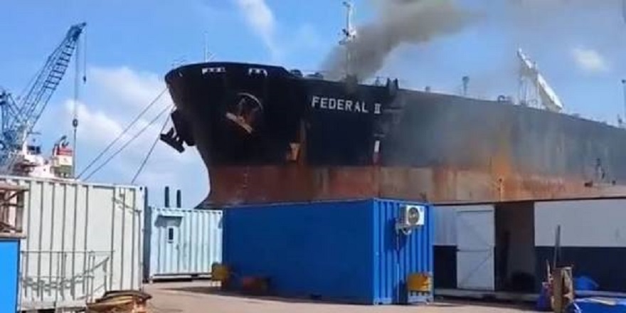 Petrol tankerinde çıkan yangında 10 kişi öldü, 18 kişi yaralandı