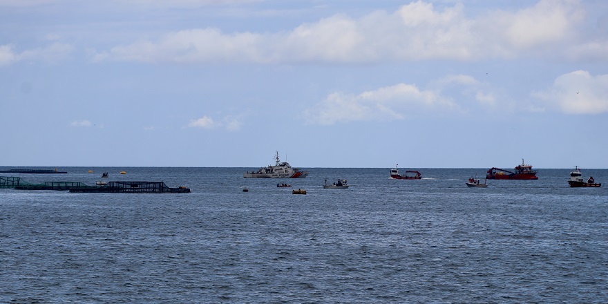 Tekneden denize düşerek kaybolduğu iddia edilen balıkçı aranıyor